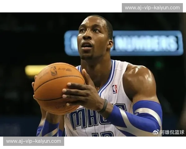 禁区的终极悖论：当“大鲨鱼”奥尼尔遇见“魔兽”霍华德，谁才是真正的超人？